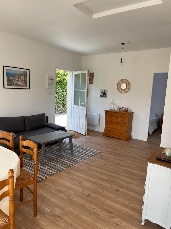 Villa Maison De Campagne à Galgon Extérieur photo
